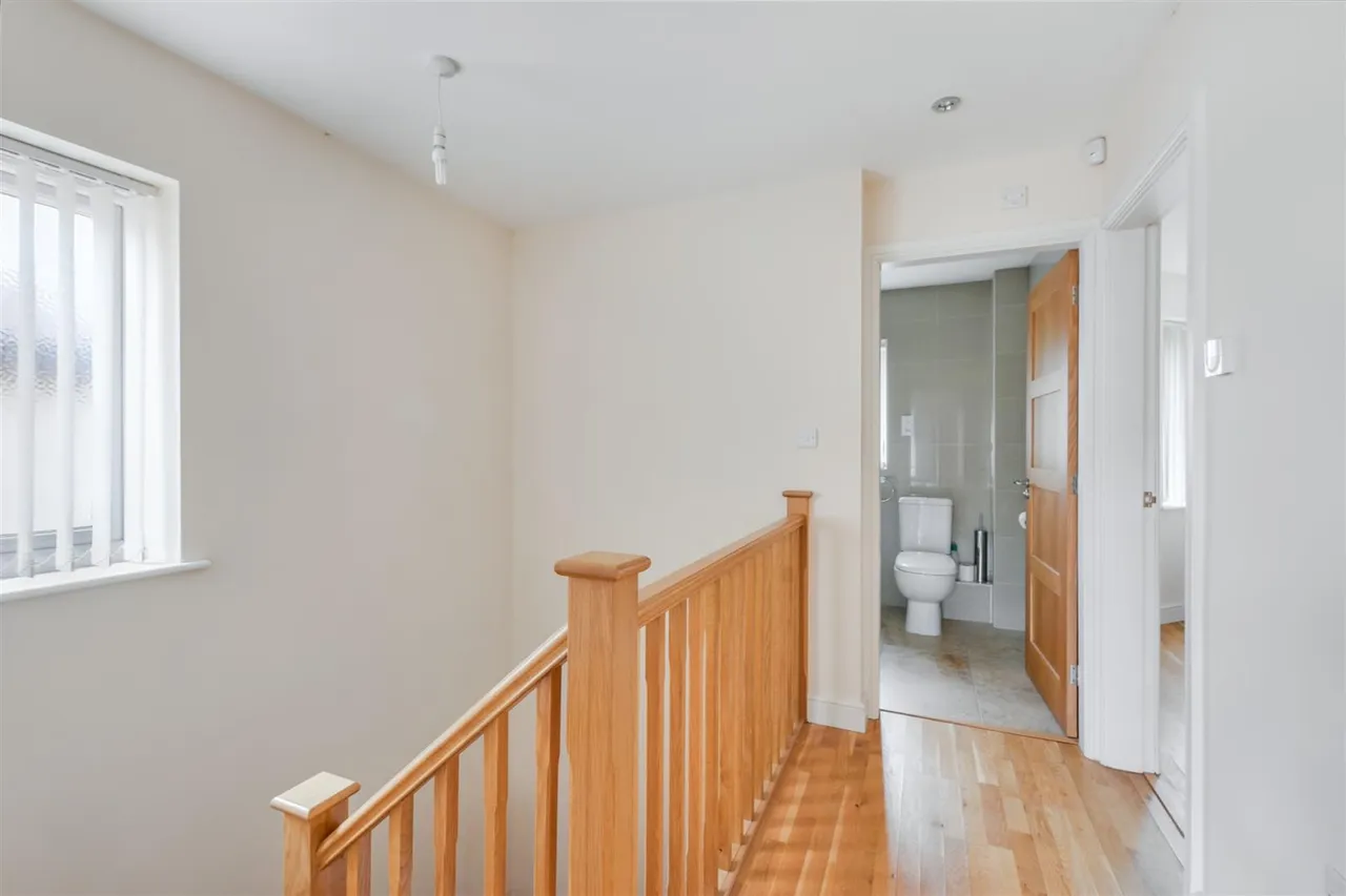 The Close, Chilwell, NG9, photo 10