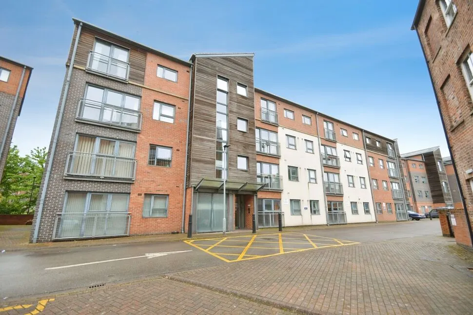2 bed flat for sale — Adelaide Lane, Sheffield, S3