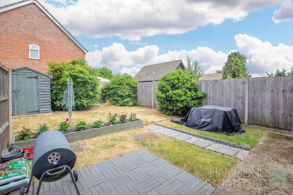 Halford Close, Attleborough, photo 11