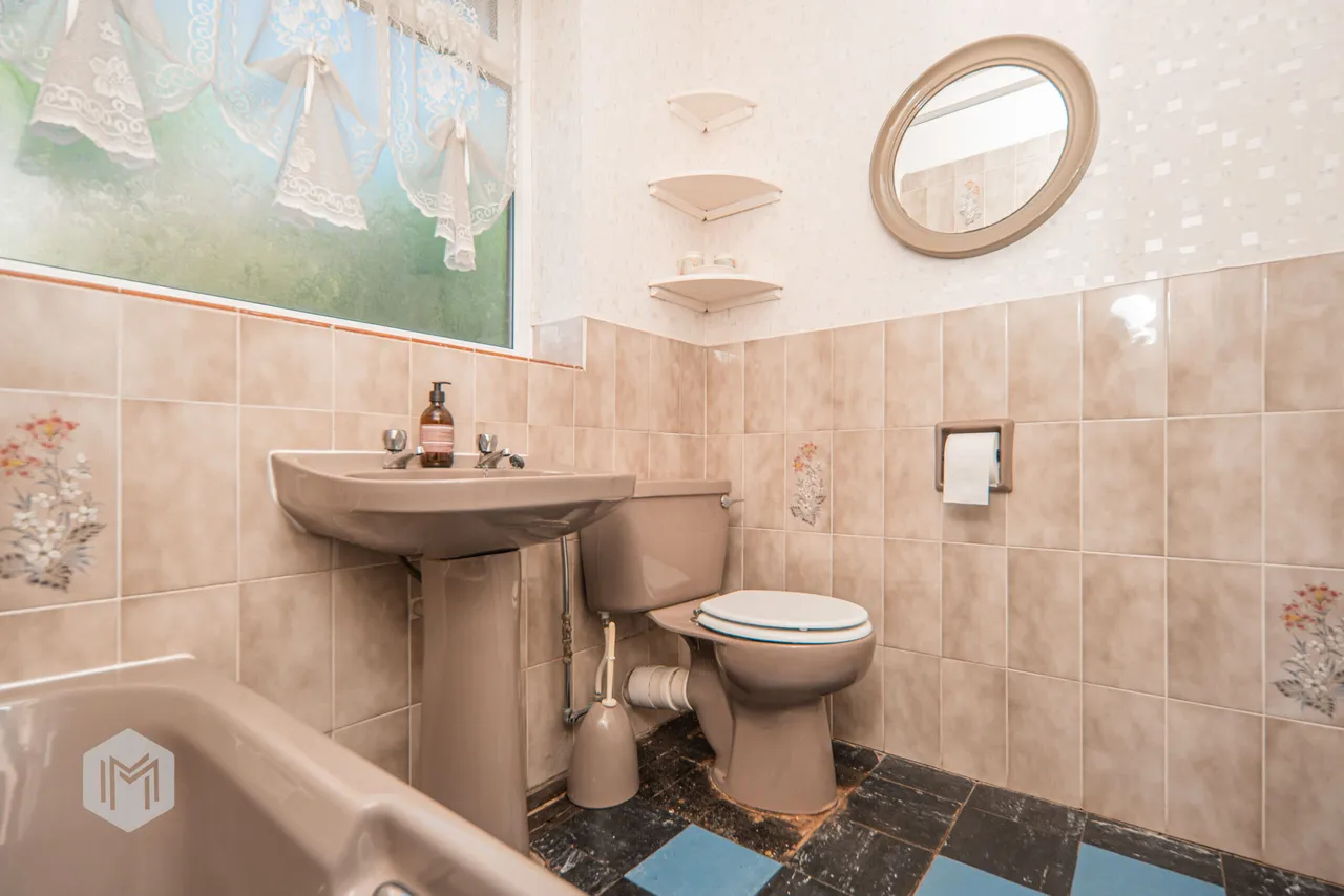 Greenfield Close, Bury, BL8 2LY, photo 12