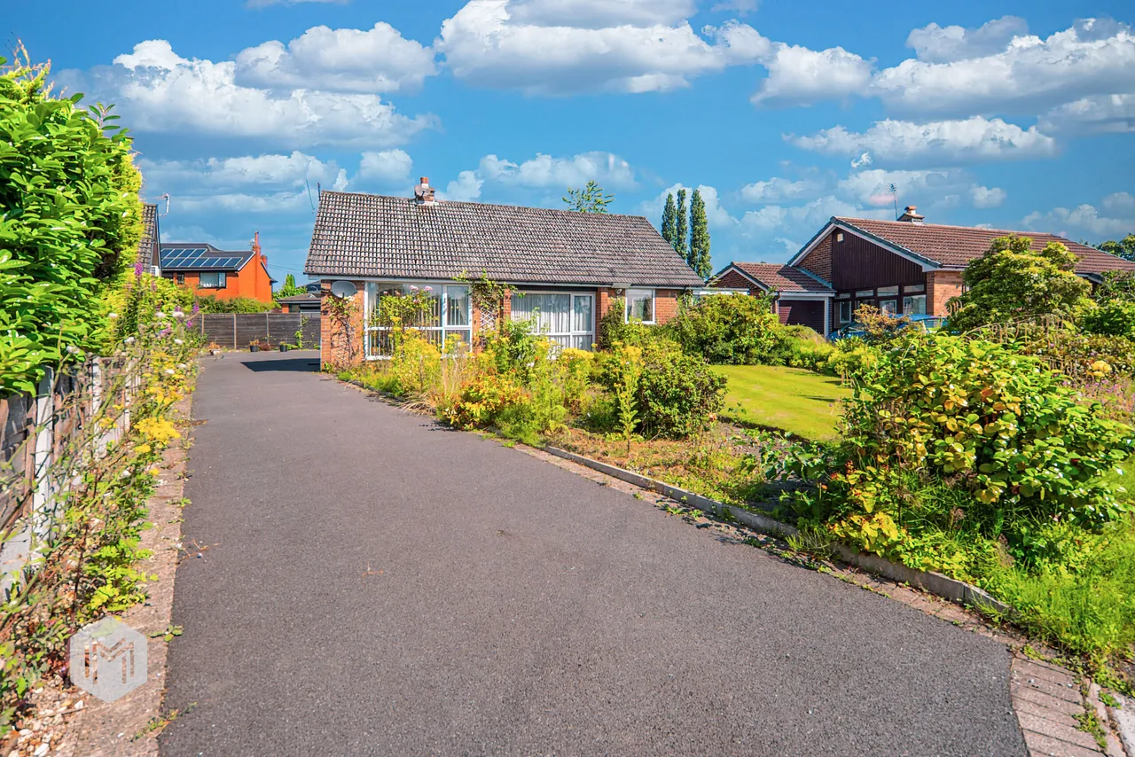 Greenfield Close, Bury, BL8 2LY, photo 26