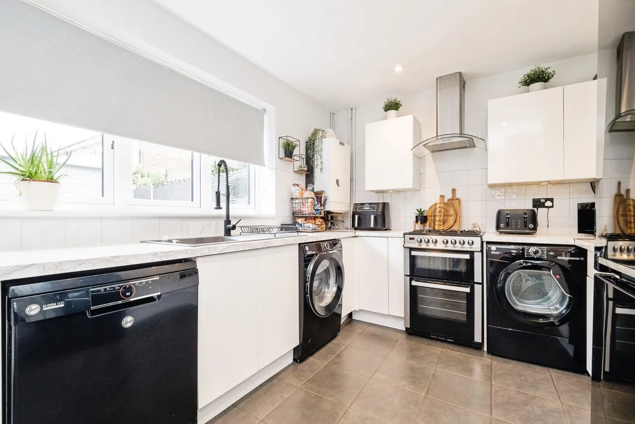 Hillrise Road, Romford, RM5, photo 6