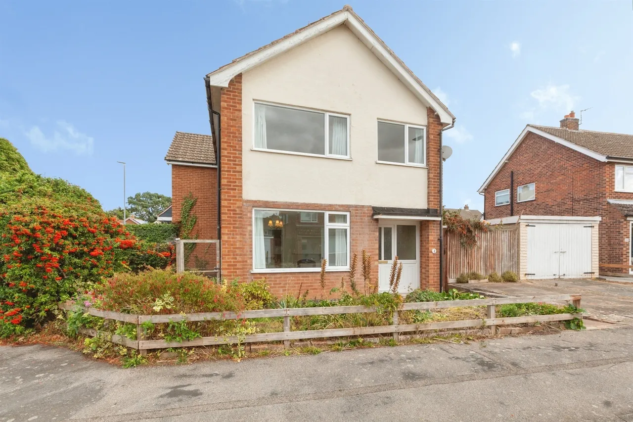 3 bed house for sale — Wareham Road, Blaby, Leicester