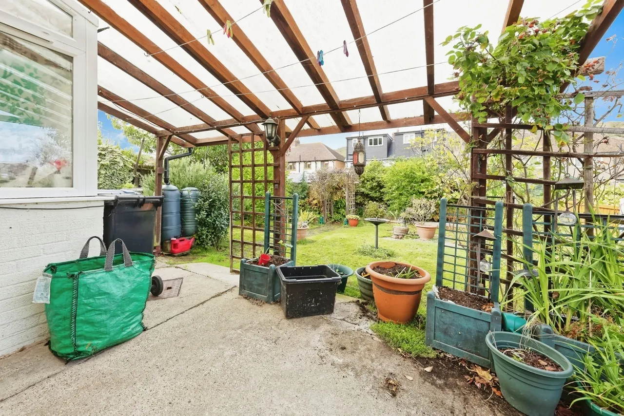 Farthingloe Road, Dover, Kent, CT17, photo 7