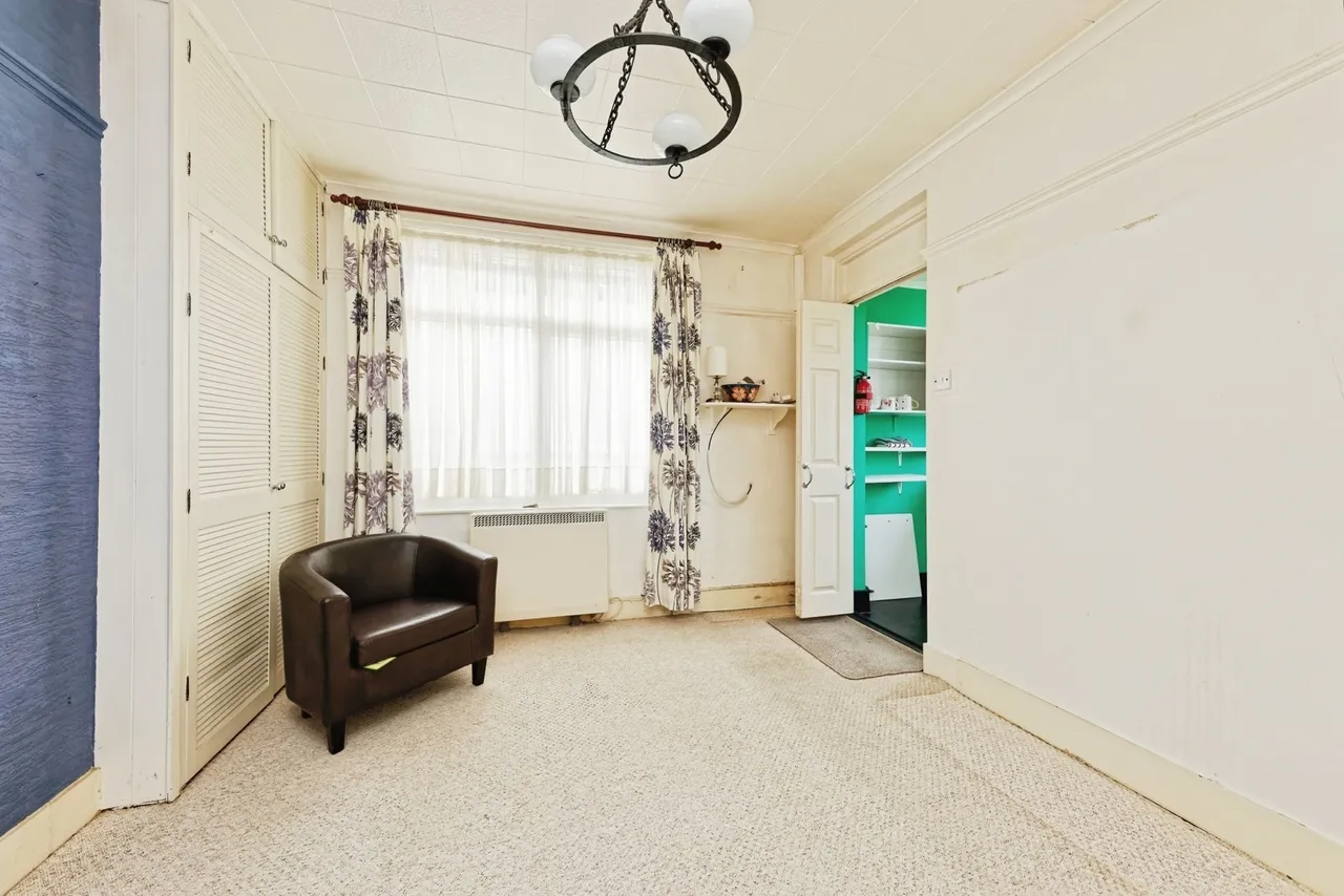 Farthingloe Road, Dover, Kent, CT17, photo 5