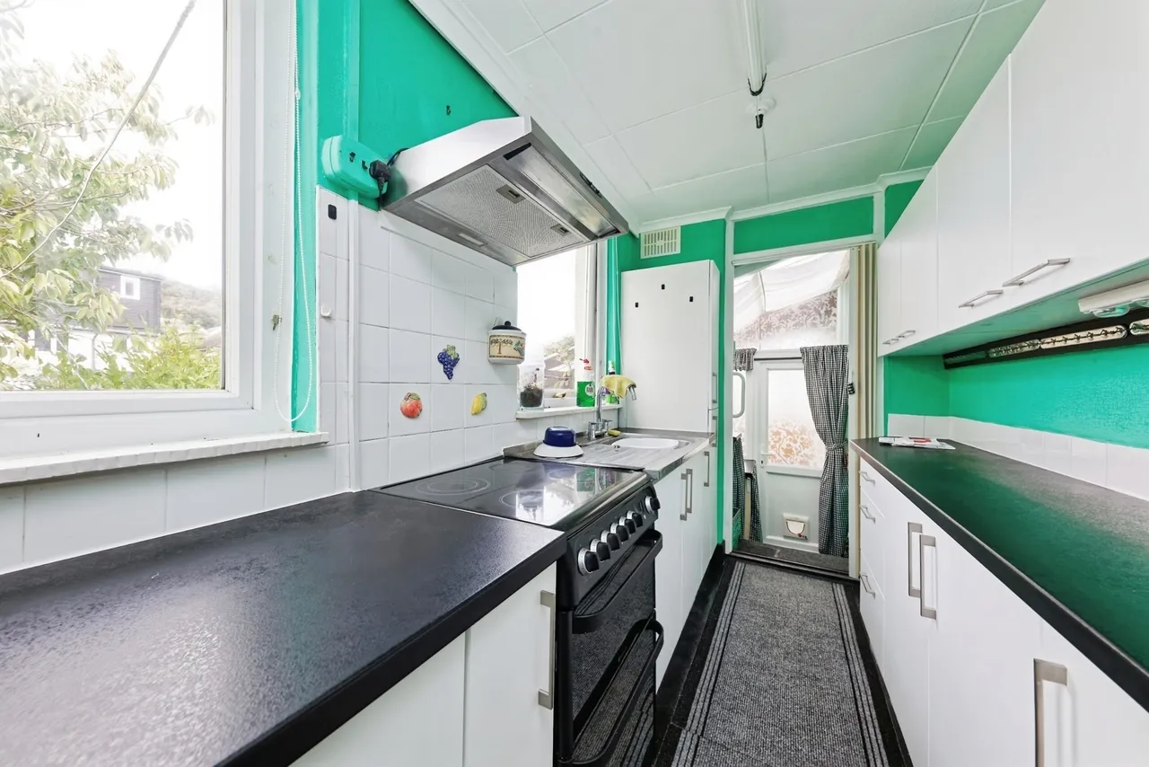 Farthingloe Road, Dover, Kent, CT17, photo 3