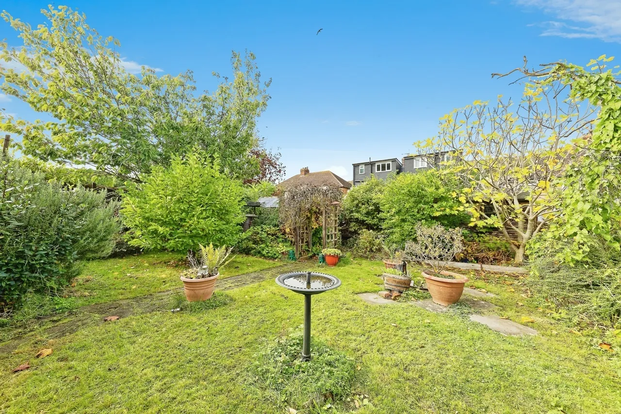 Farthingloe Road, Dover, Kent, CT17, photo 10