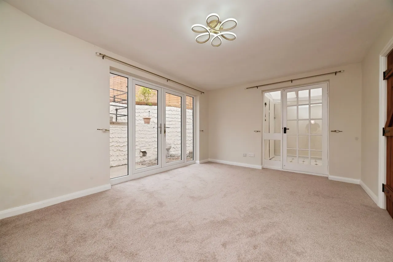 Old Village Road, Little Weighton, HU20, photo 10