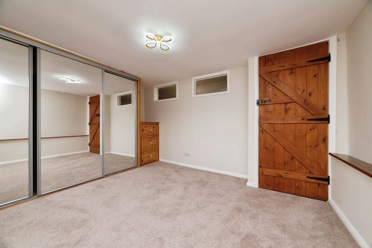 Old Village Road, Little Weighton, HU20, photo 16