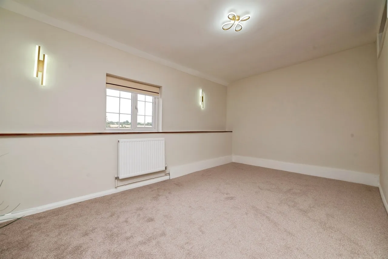 Old Village Road, Little Weighton, HU20, photo 14