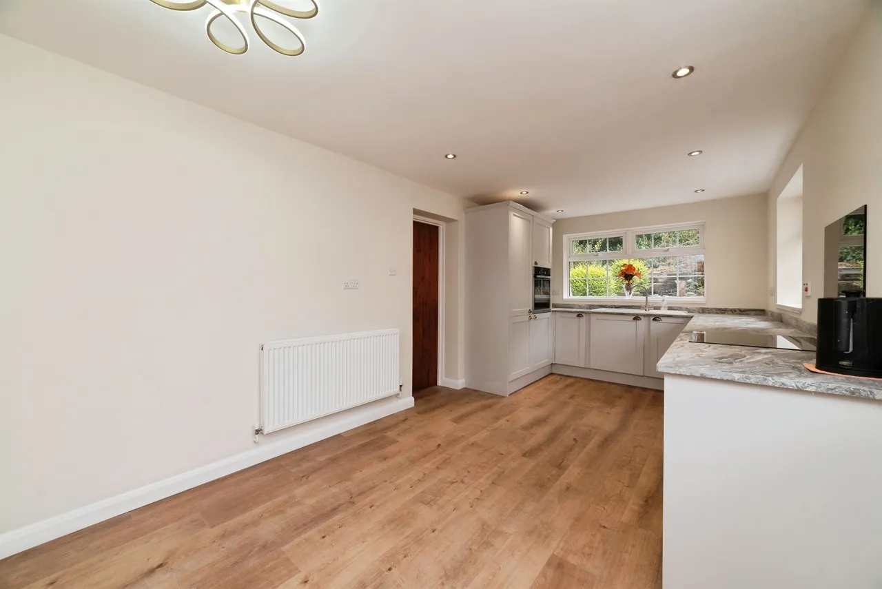 Old Village Road, Little Weighton, HU20, photo 6