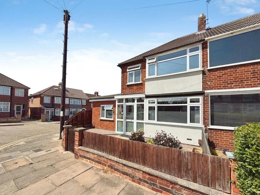 4 bed house for sale — Shropshire Road, Leicester, Leicestershire, LE2