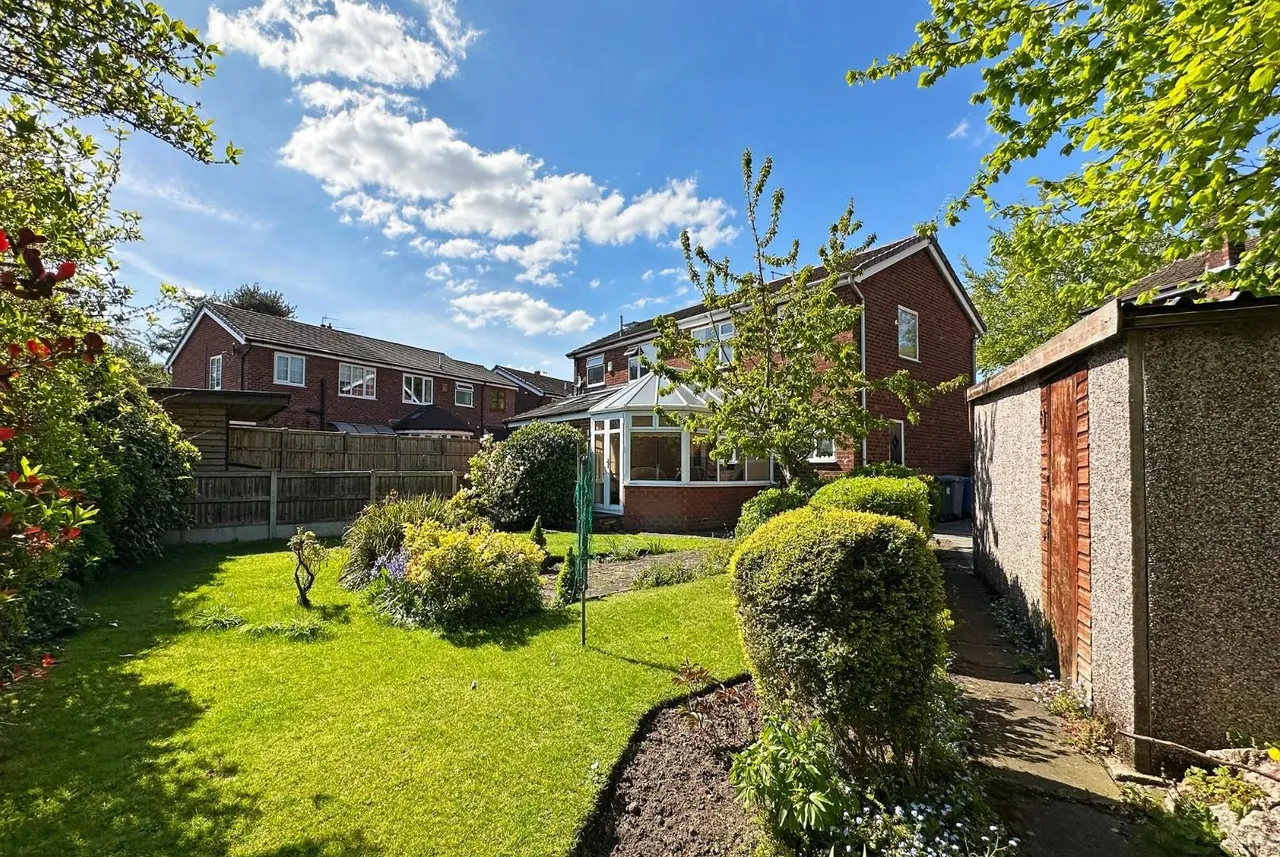 Kersal Drive, Timperley WA15 6UX, photo 4