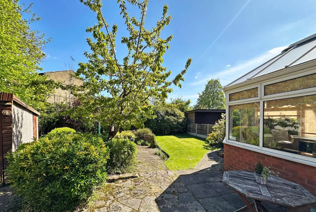 Kersal Drive, Timperley WA15 6UX, photo 26