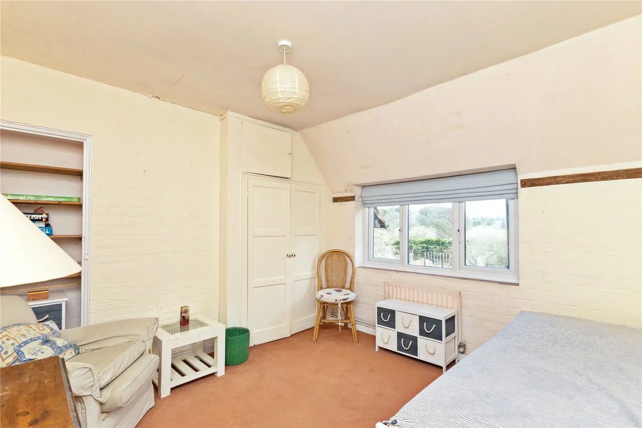 Tilford Road, Churt, GU10, photo 12