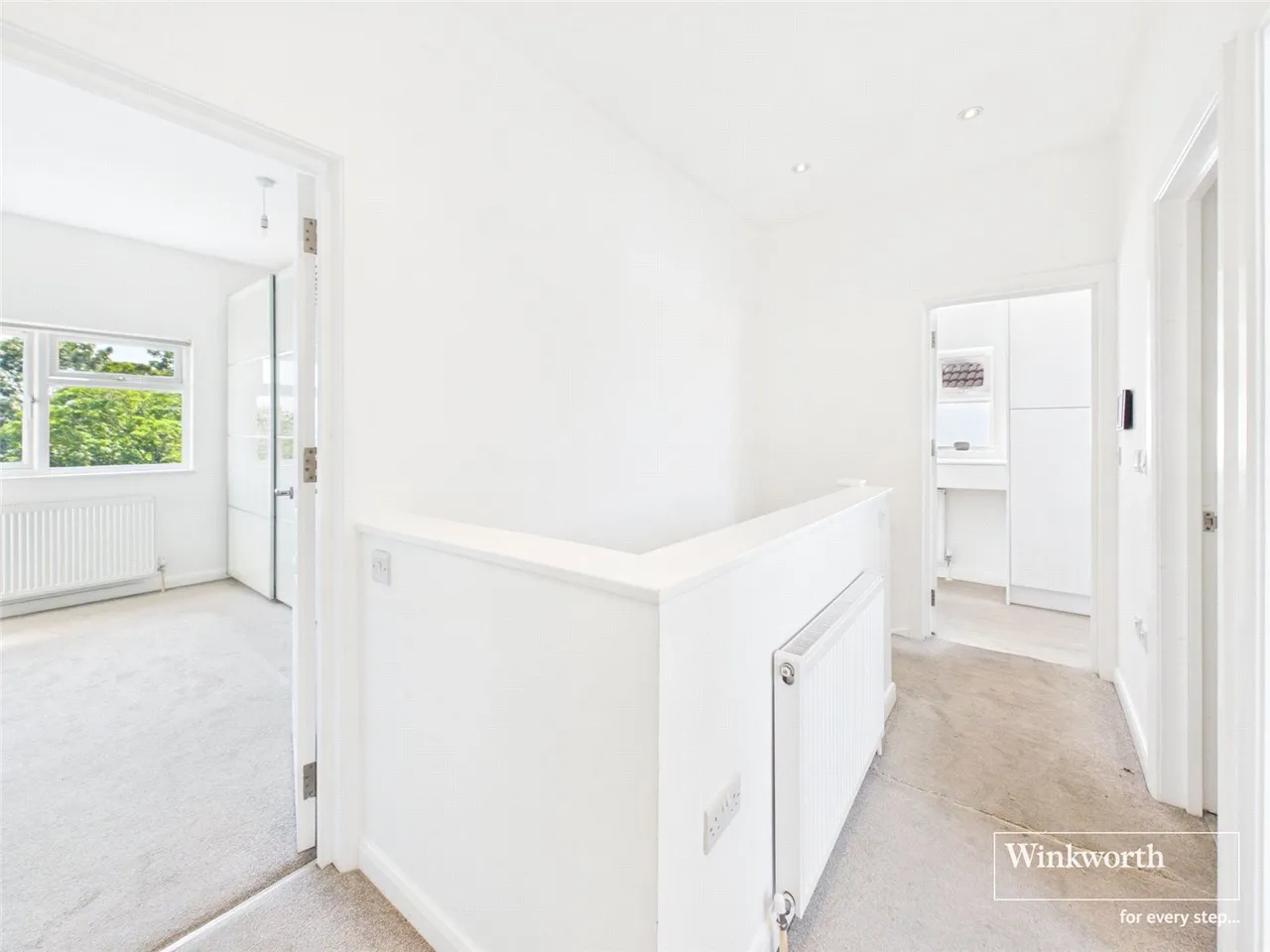 Finchley Lane, Hendon, London, NW4, photo 9