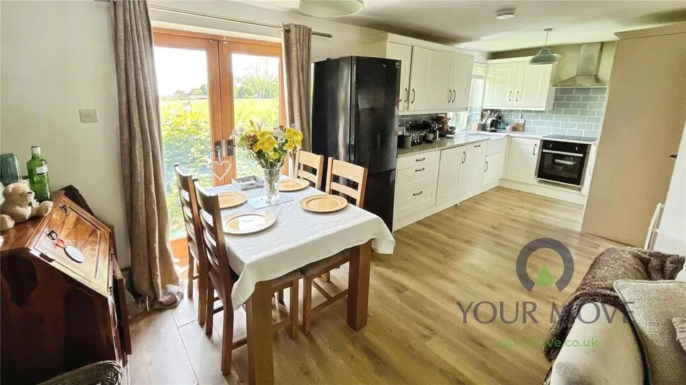 Park Road, Moggerhanger, Bedford, MK44, photo 4