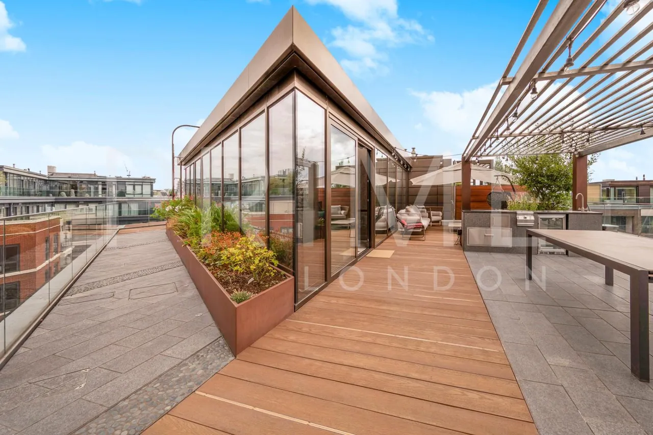 3 bed flat for sale, Park Street, Chelsea Creek, SW6