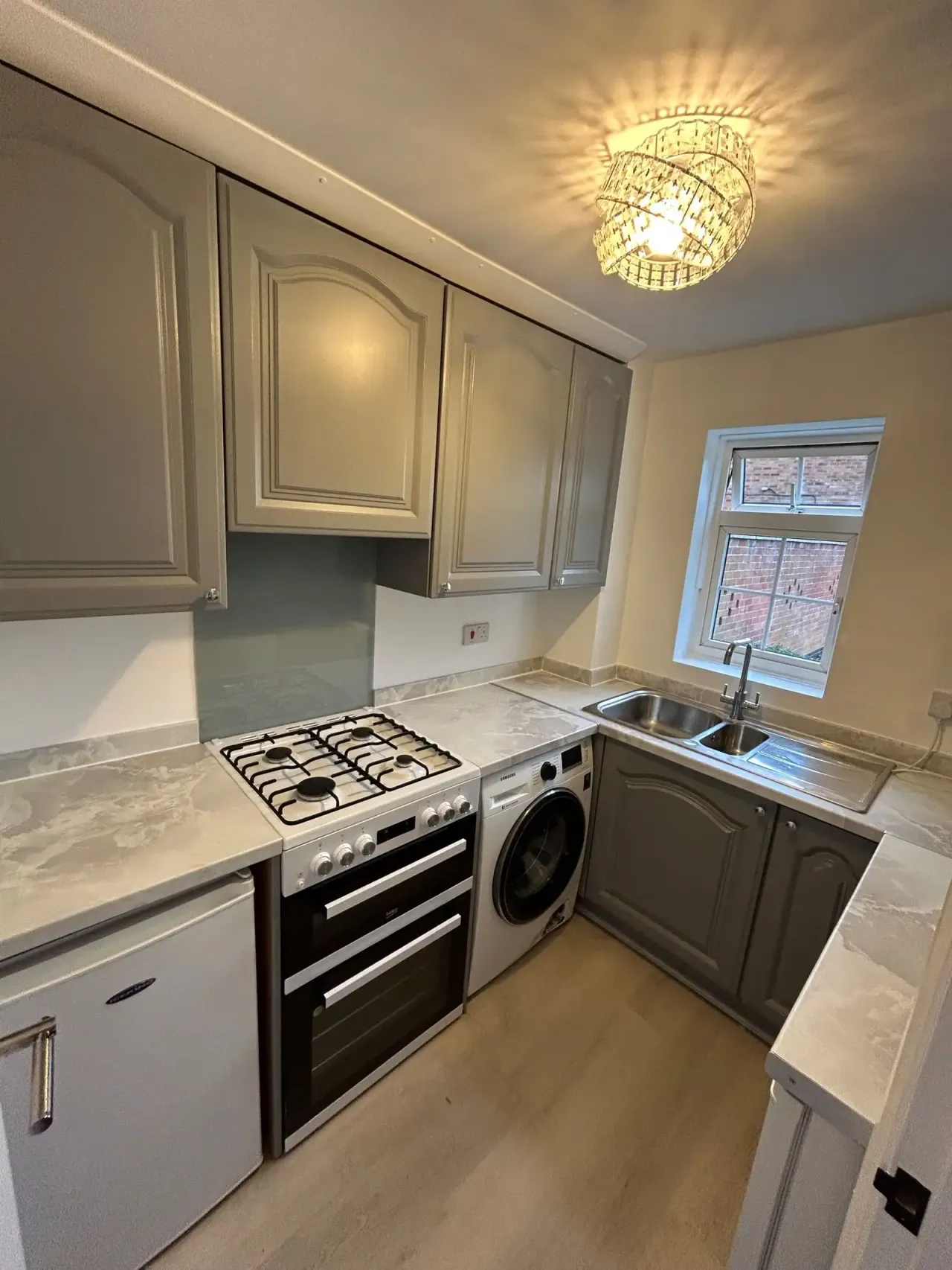 Lincoln Crescent, Biggleswade, SG18, photo 2