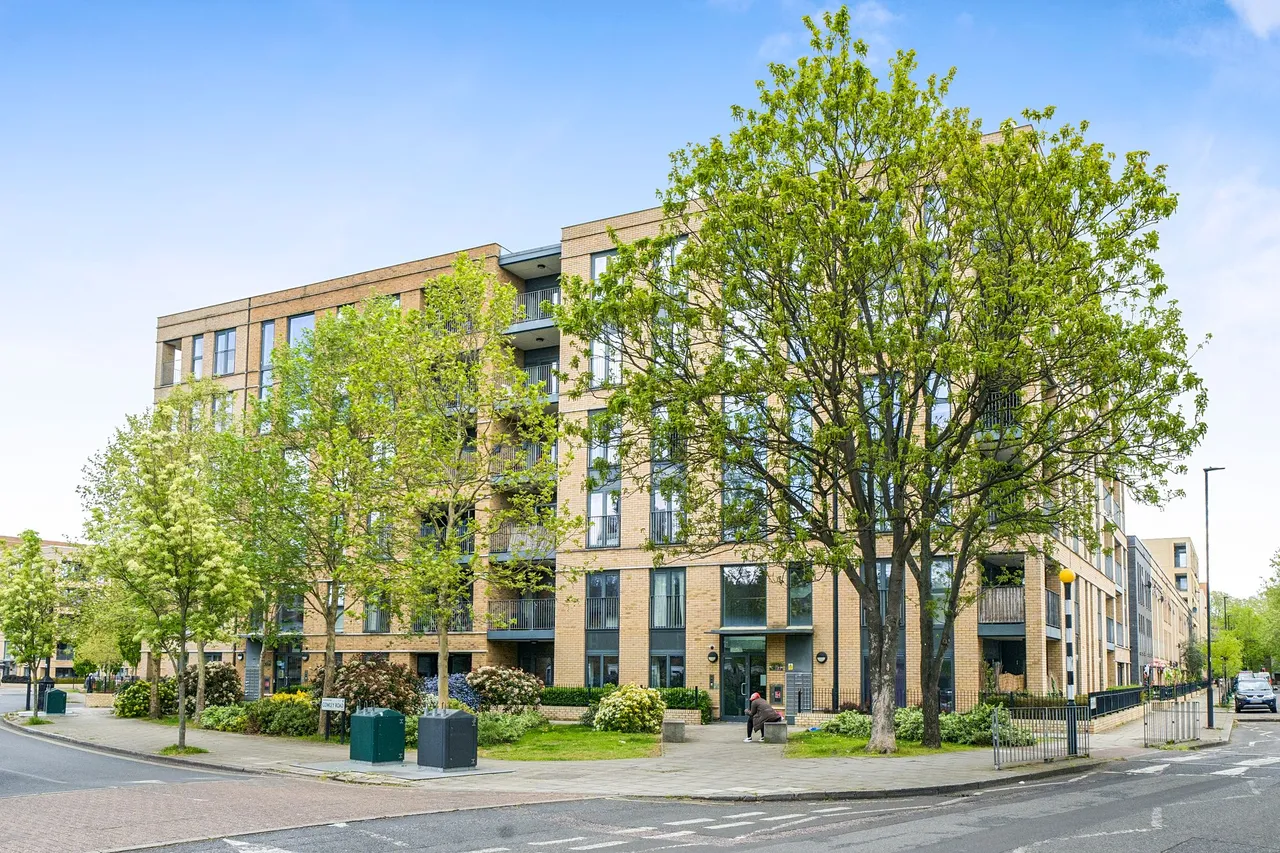 2 bed flat for sale — Flat 13, 67 Cowley Road, London, London, SW9 6BW