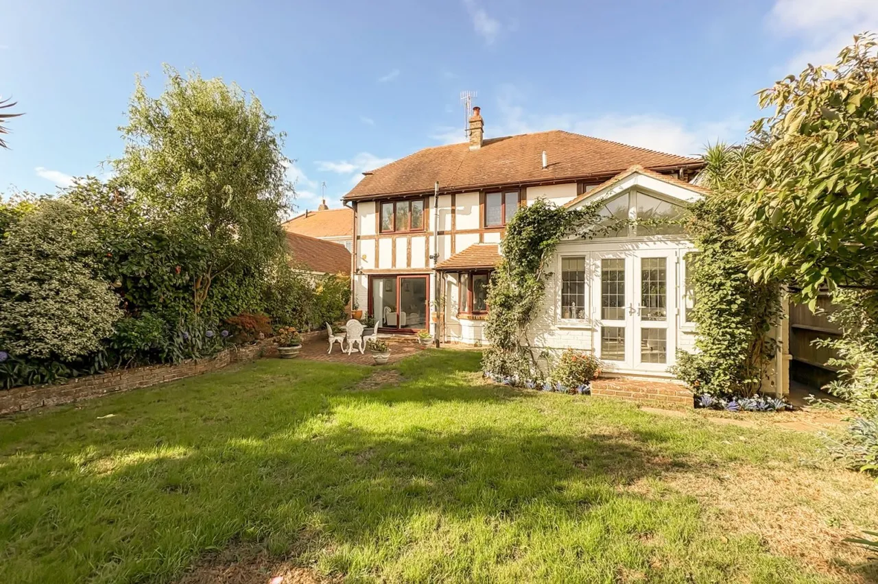 East Preston, BN16, photo 9