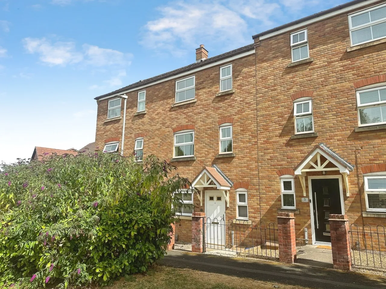 3 bed house for sale — Marlborough Road, Hadley, Telford TF1 5LN