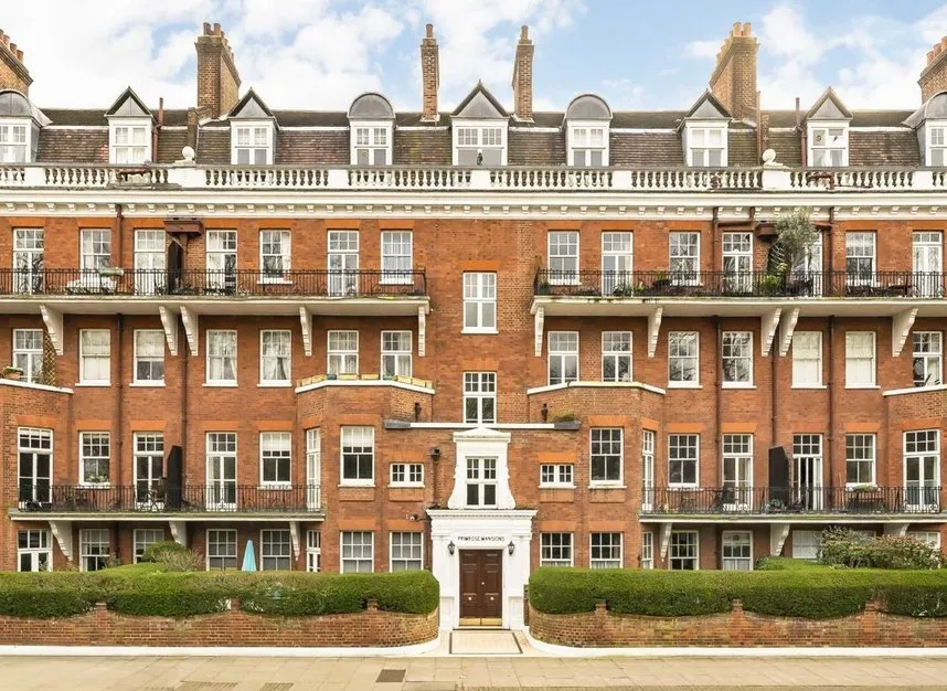 1 bed flat for sale — Prince Of Wales Drive, Battersea, SW11