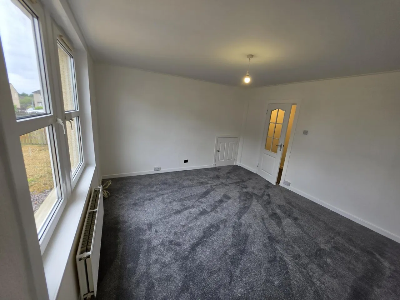 Windsor Crescent, Maddiston, FK2, photo 11
