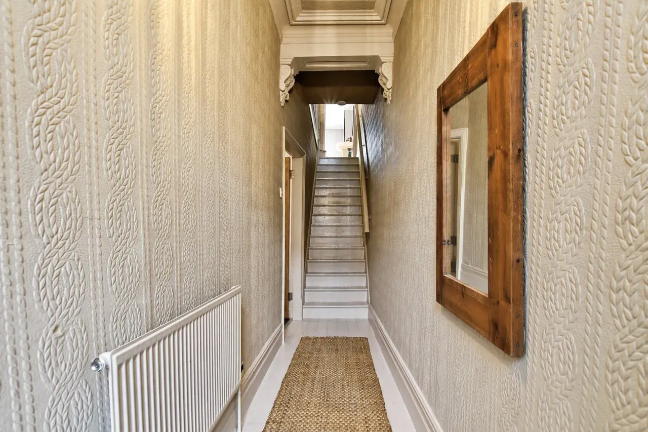 Crompton Road, Macclesfield, SK11, photo 2