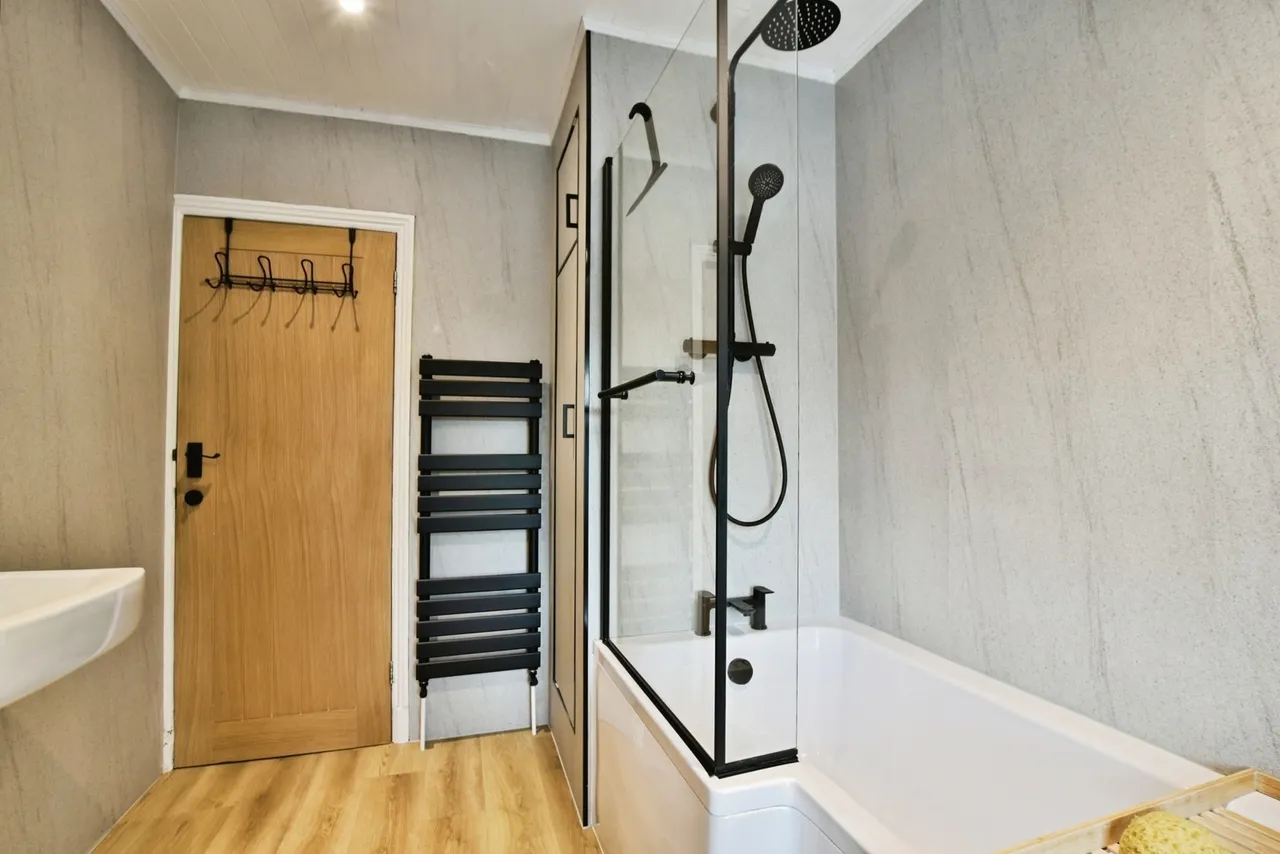 Crompton Road, Macclesfield, SK11, photo 11