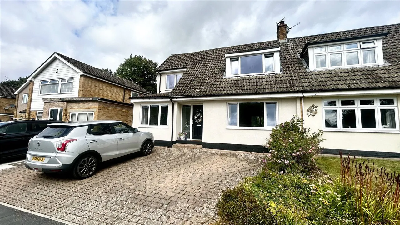 3 bed house for sale, Pinewood Crescent, Heighington Village, DL5