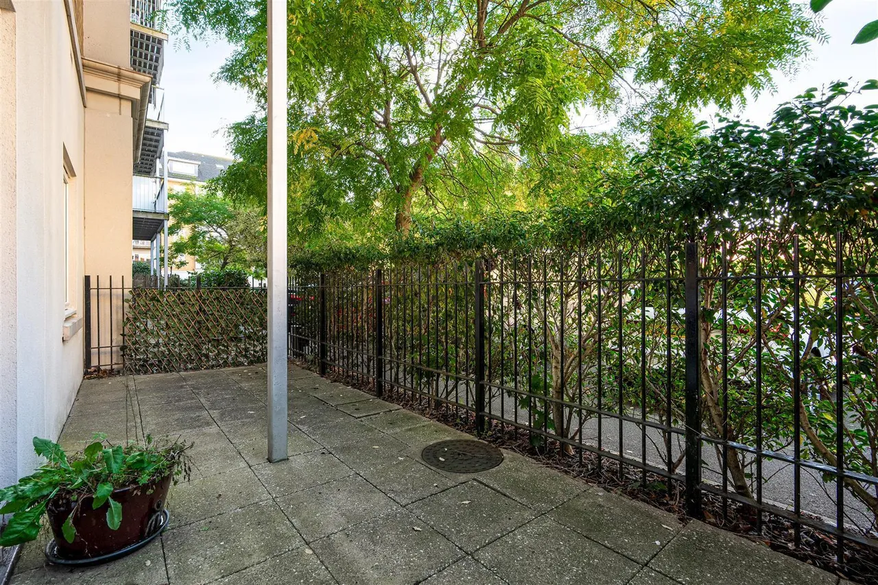 Park Lodge Avenue, West Drayton, UB7, photo 12