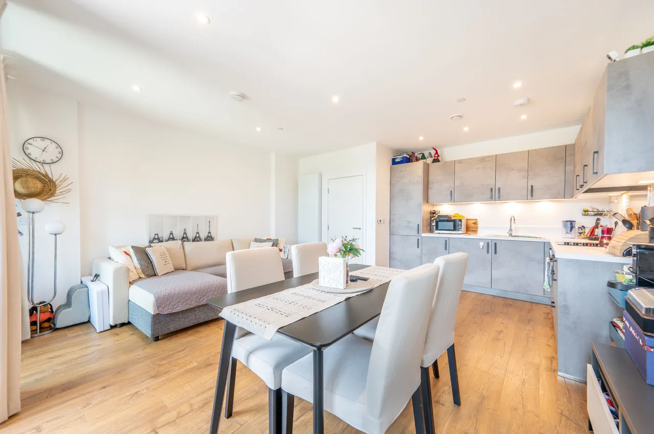 Flat 85, Brunswick House, London, photo 11
