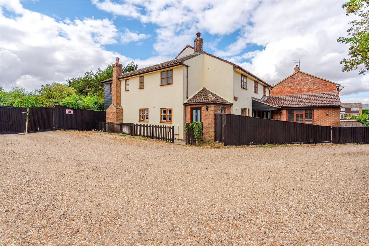 Main Street, Grendon Underwood, HP18, photo 2