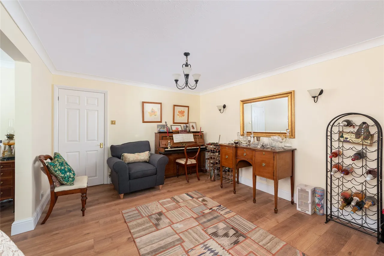 Main Street, Grendon Underwood, HP18, photo 18