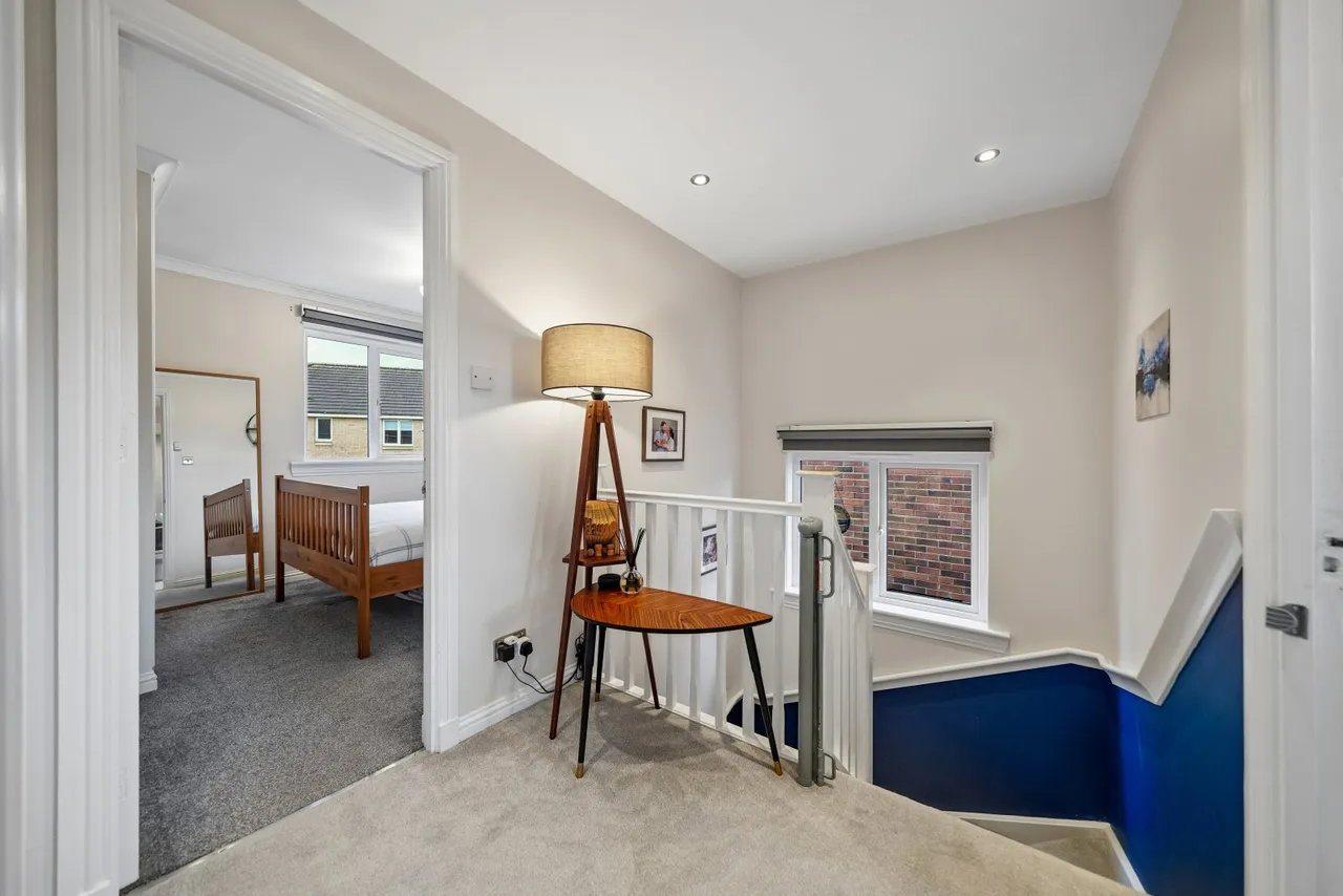 Foinaven Gardens, Thornliebank, G46, photo 20