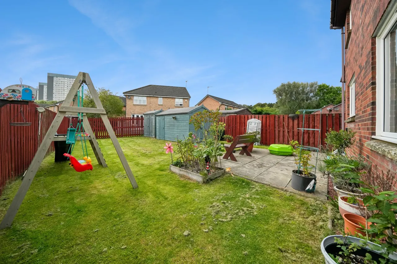 Foinaven Gardens, Thornliebank, G46, photo 30
