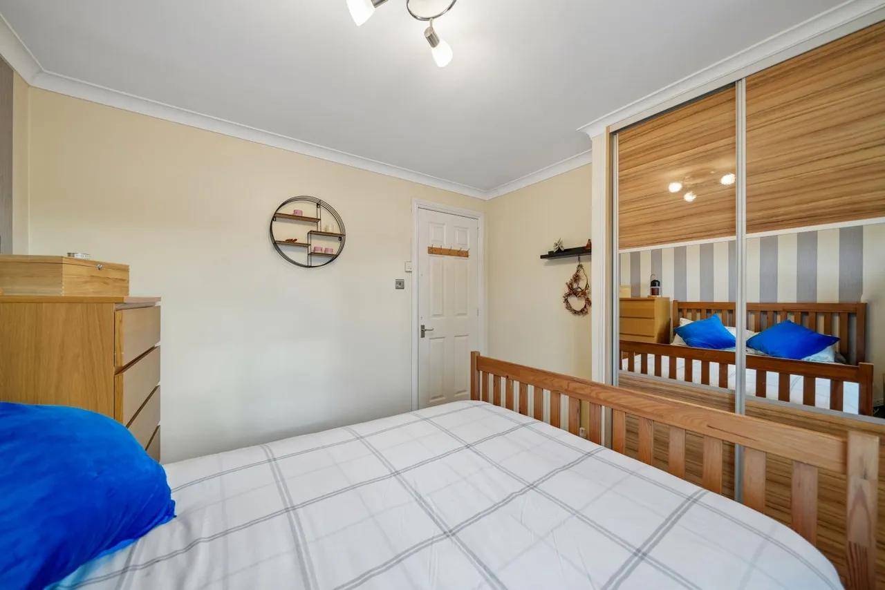 Foinaven Gardens, Thornliebank, G46, photo 25