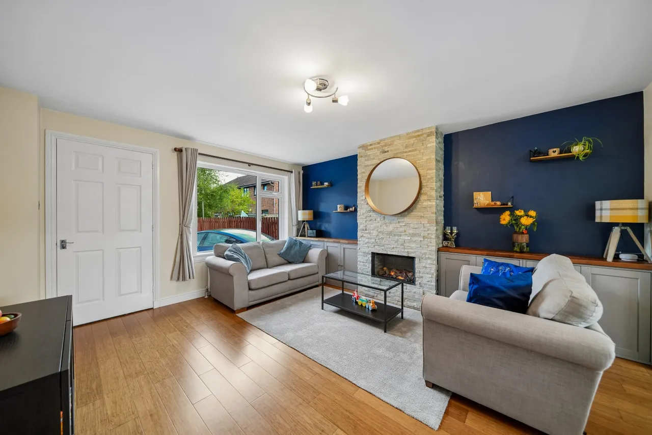 Foinaven Gardens, Thornliebank, G46, photo 5