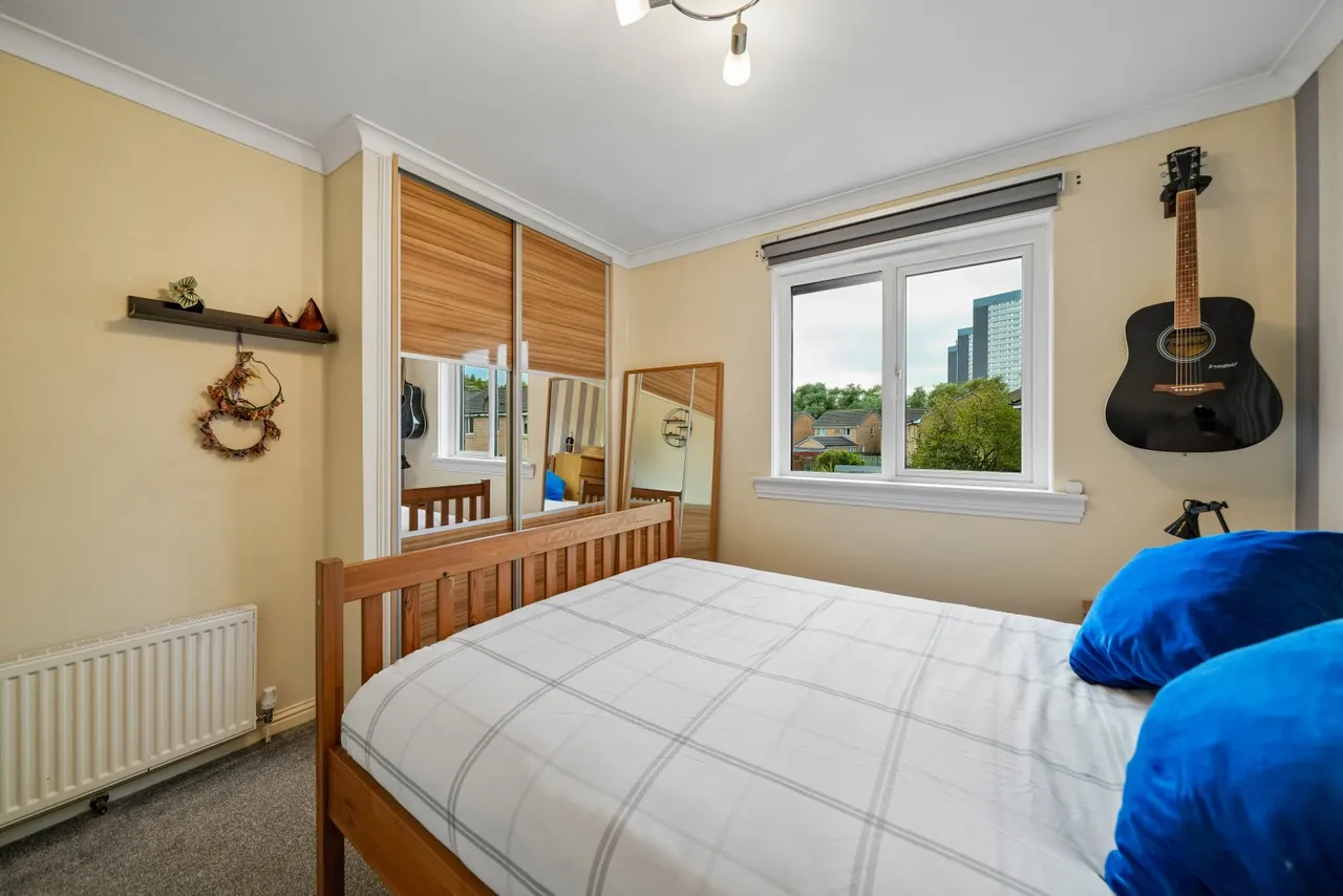 Foinaven Gardens, Thornliebank, G46, photo 24