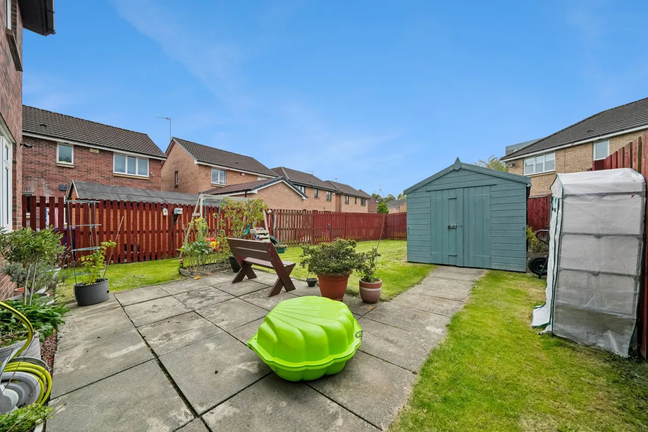 Foinaven Gardens, Thornliebank, G46, photo 29