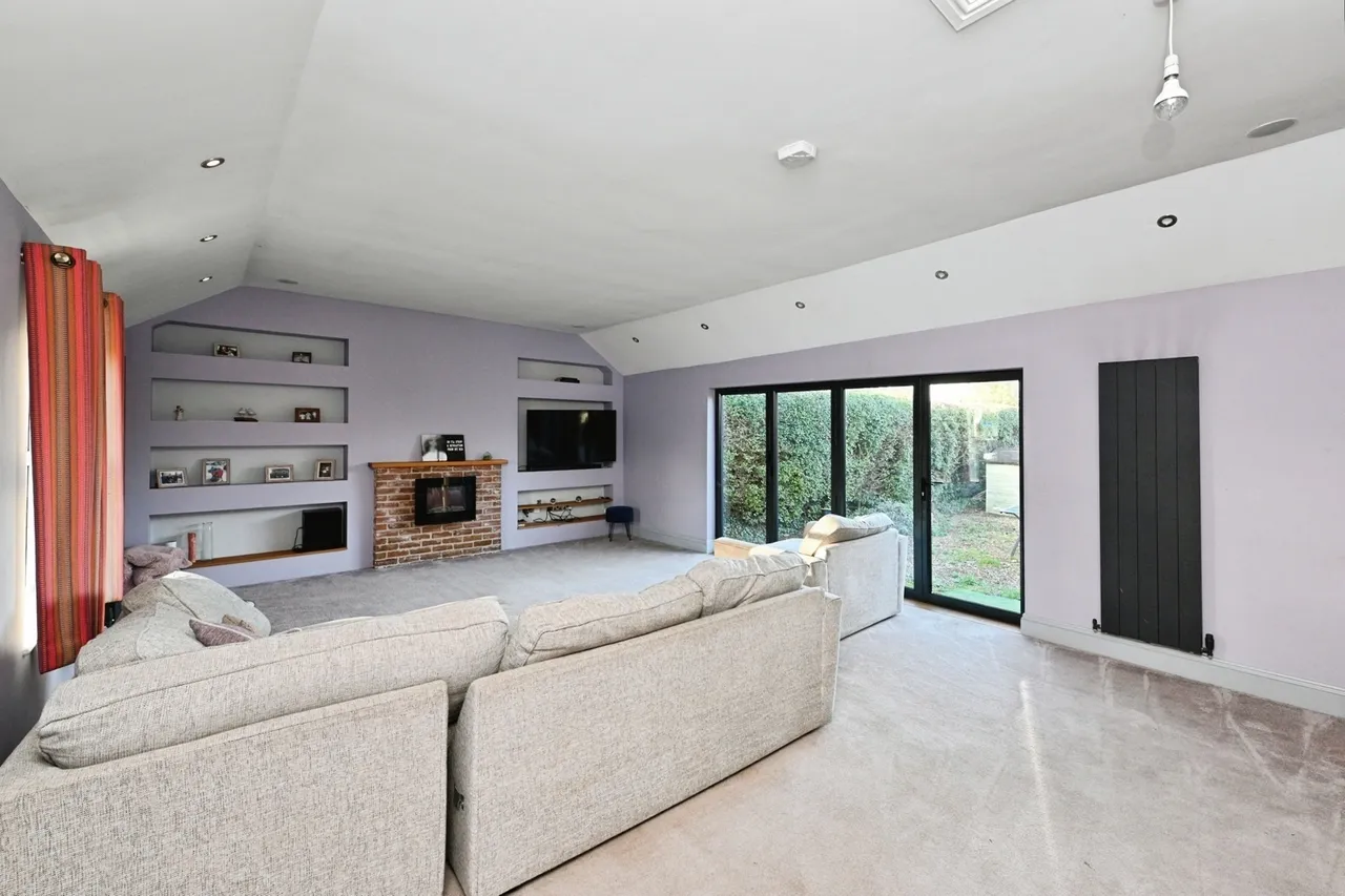 Downham Road, Outwell, Wisbech, Norfolk, PE14, photo 7