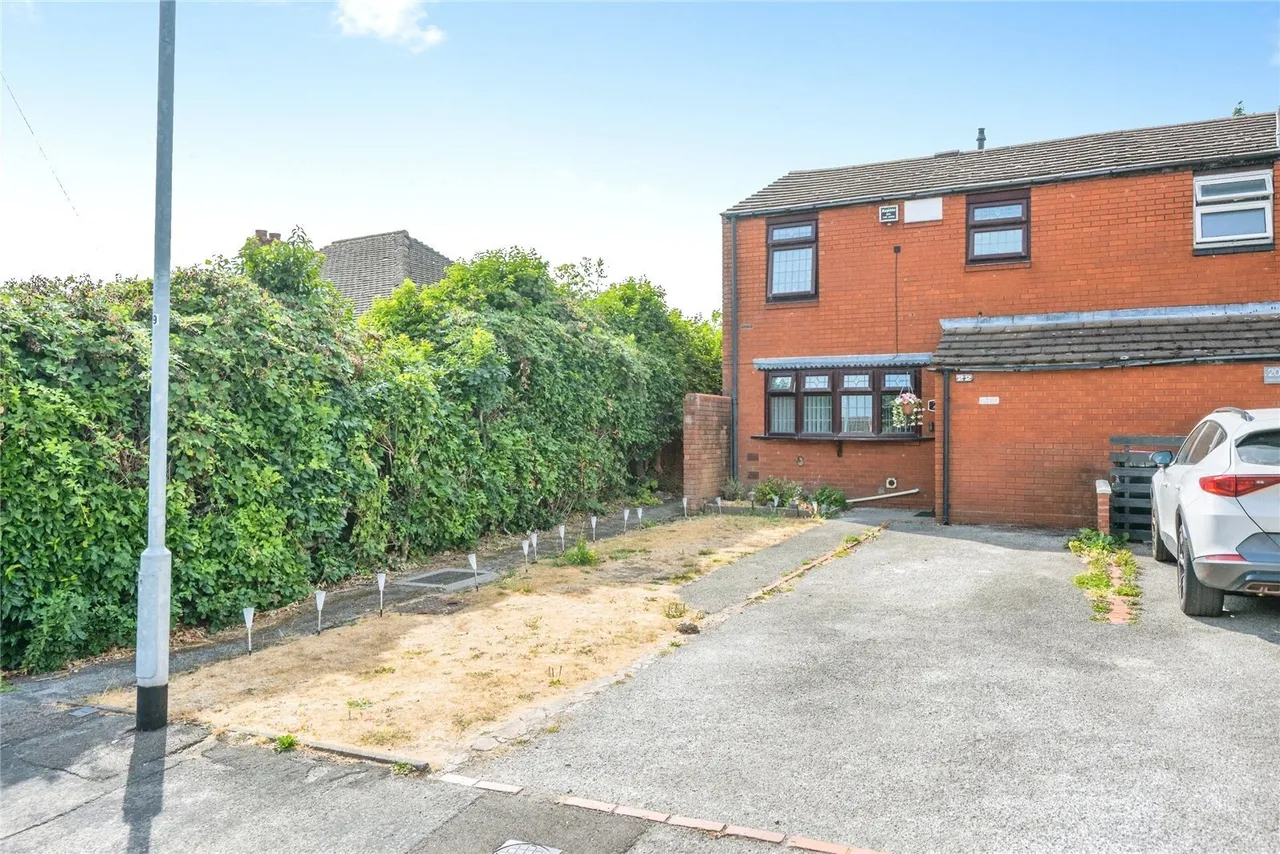 Engine Lane, Glascote, Tamworth, Staffordshire, B77, photo 20