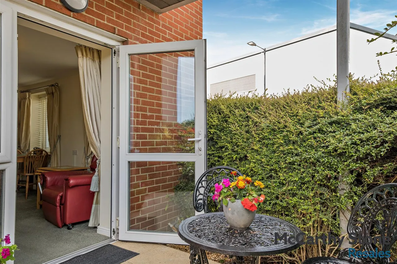 Foxes Road, Newport, PO30, photo 4