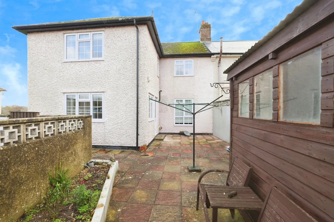 Larkhill Road, Durrington, SP4, photo 2