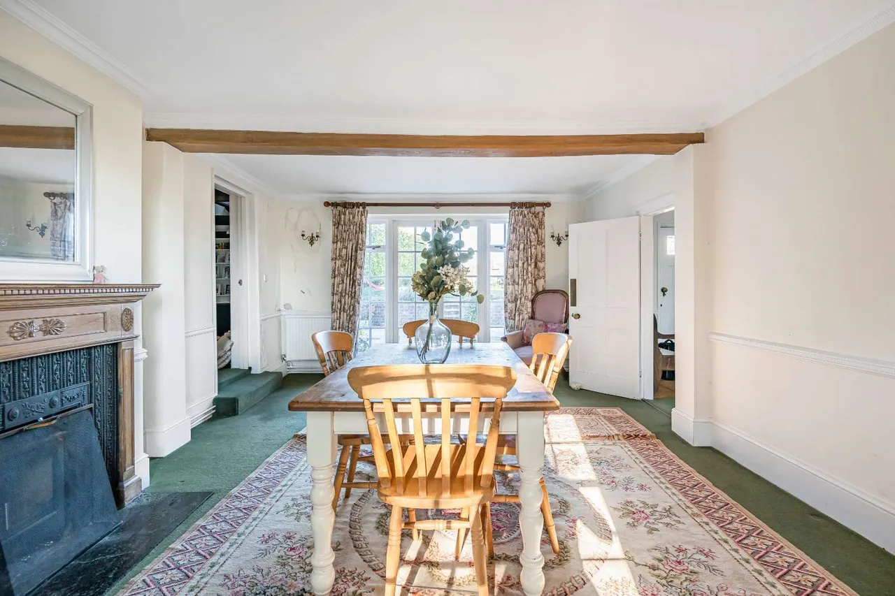 High Street, Loxwood, RH14, photo 6
