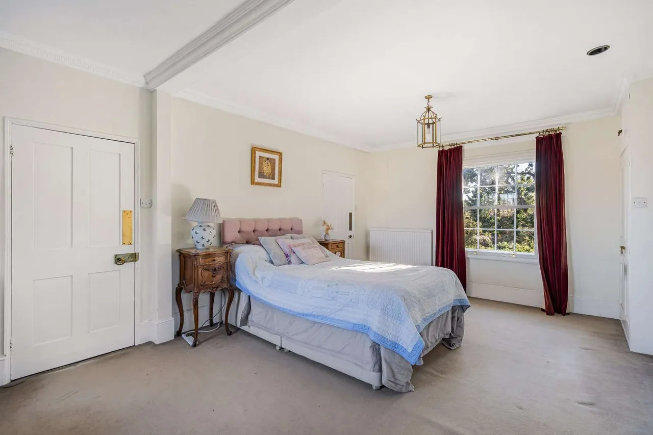 High Street, Loxwood, RH14, photo 8