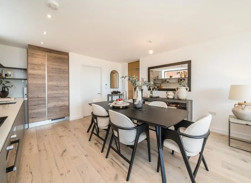 Cottenham Park Road, Wimbledon, SW20, photo 6