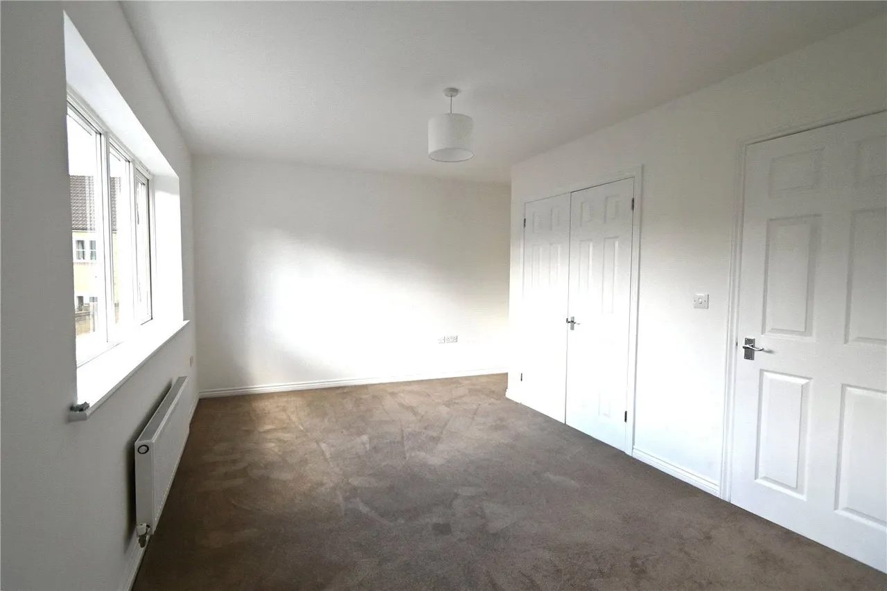 Basswood Drive, Basingstoke, RG24, photo 6