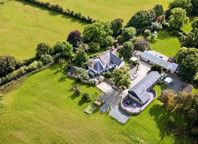 5 bed house for sale, Dwyran, Llanfairpwllgwyngyll, LL61